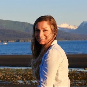 Meet your Posher, Jasmine